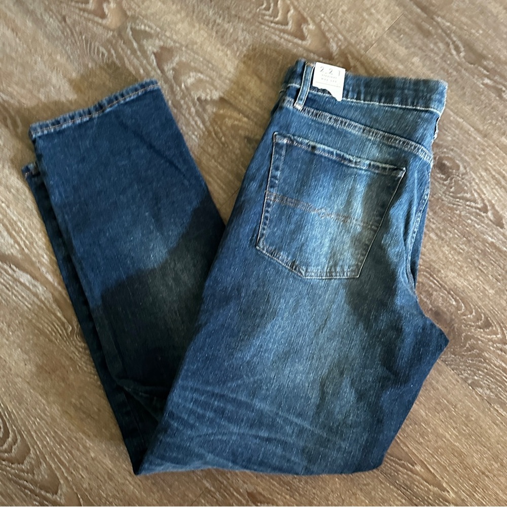 Men’s Lucky Brand 221 Straight Distressed Blue jeans size 36/32 NWT - Picture 7 of 7